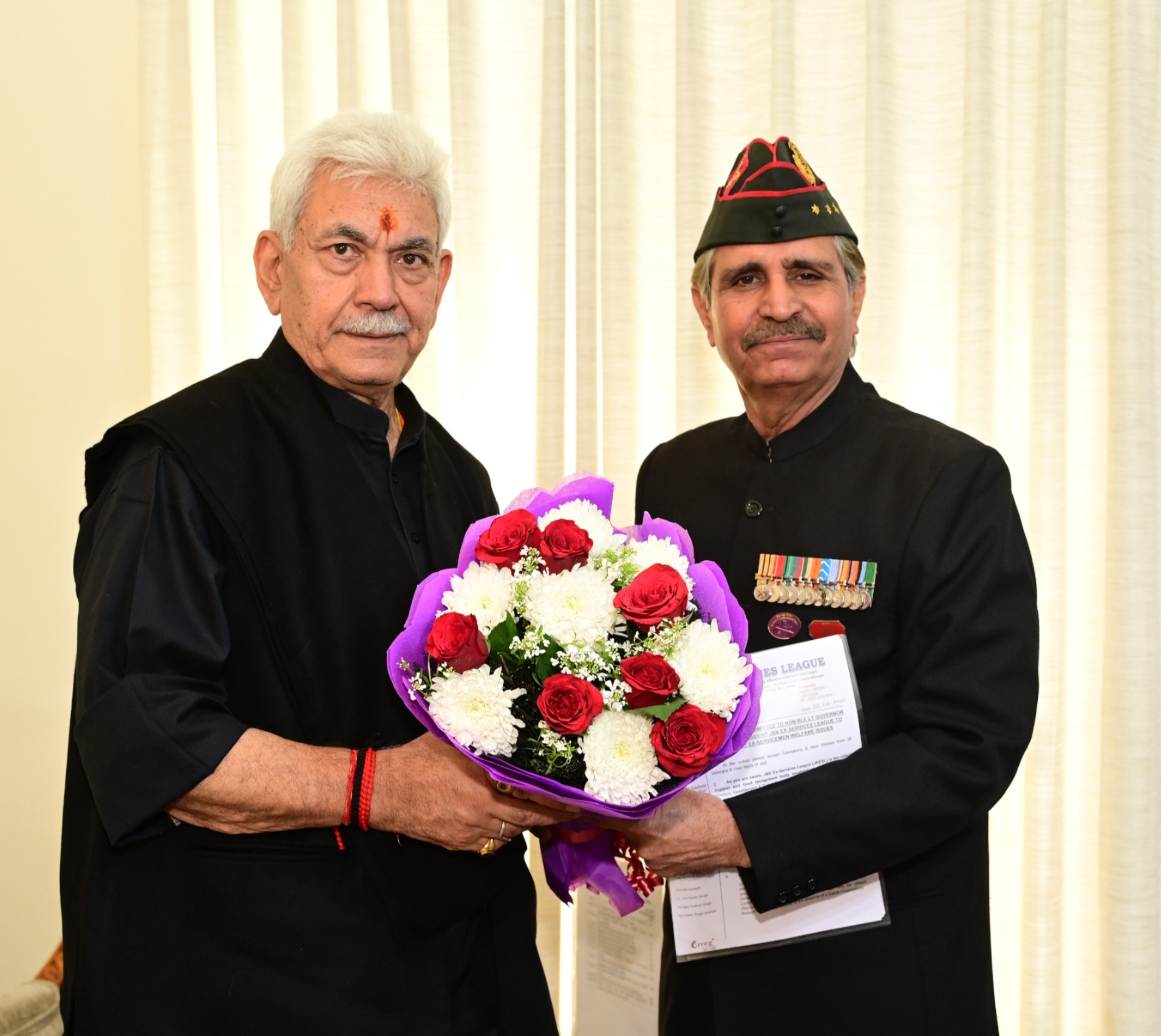 'LG Manoj Sinha listens to JKESL President on Ex Servicemen Issues'